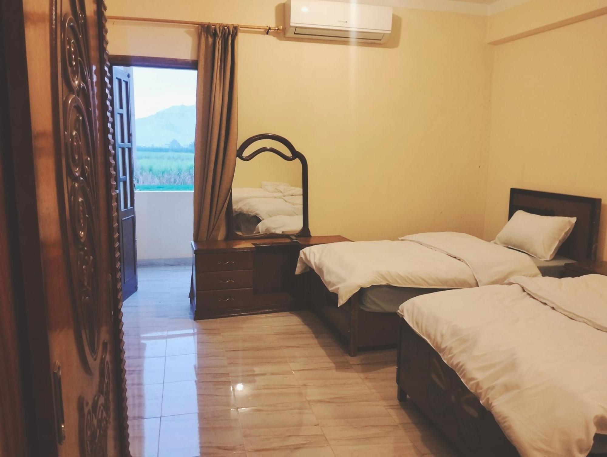 Quiet Gate Guest House Lel Agalta Exterior photo