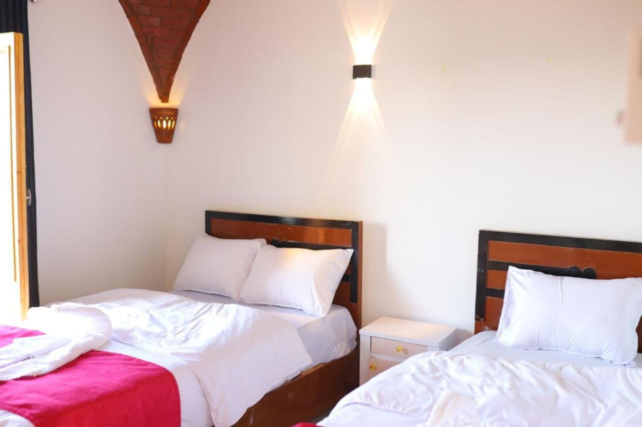 Quiet Gate Guest House Lel Agalta Exterior photo